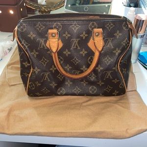 🛍🌸💯Louis Vuitton speedy 25🛍🌸